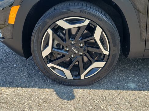 Used 2024 Kia Seltos SX w/ SX Sunroof Package AWD/4WD image 12