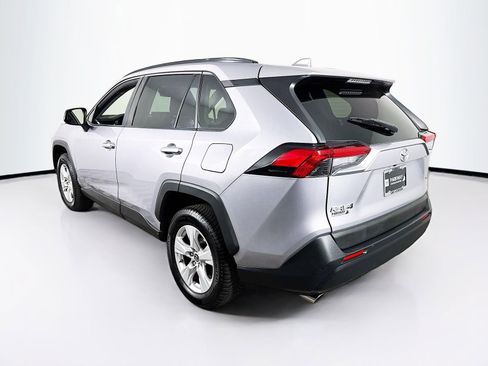 Used 2019 Toyota RAV4 XLE w/ Convenience Package AWD/4WD image 5