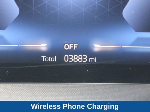 Used 2024 BMW i7 xDrive60 AWD/4WD image 15
