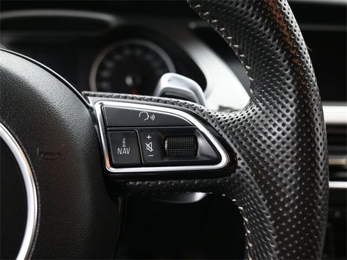 Used 2016 Audi A4 2.0T Premium w/ Convenience Plus Package image 18