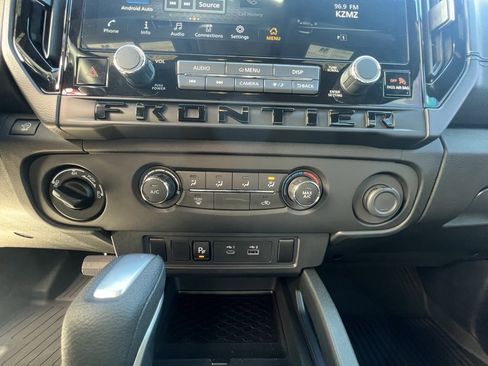 Used 2026 Nissan Frontier SV w/ Tow Package image 16