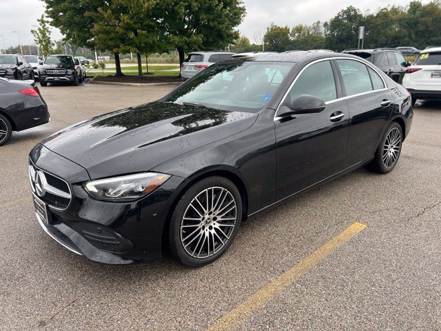 Used 2023 Mercedes-Benz C 300 4MATIC Sedan image 2