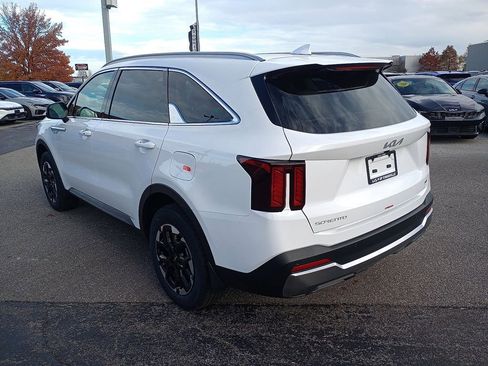 New 2026 Kia Sorento S w/ S Panoramic Sunroof Package AWD/4WD image 5