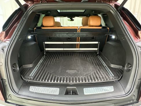 Used 2023 Cadillac XT5 Premium Luxury w/ Technology Package AWD/4WD image 16