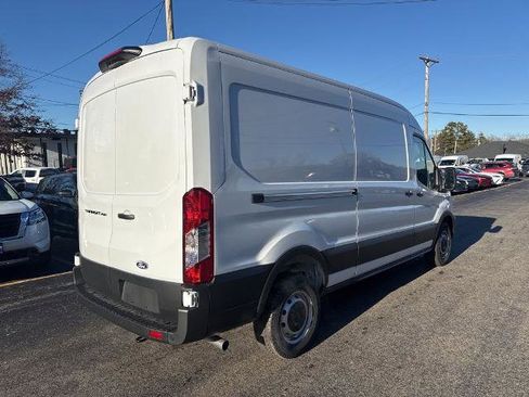 New 2026 Ford Transit 250 148 Medium Roof RWD image 7