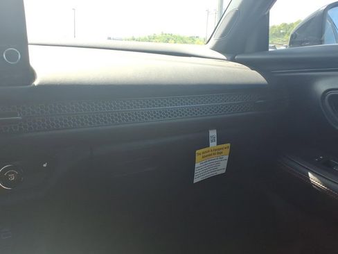 Used 2025 Honda HR-V Sport image 20