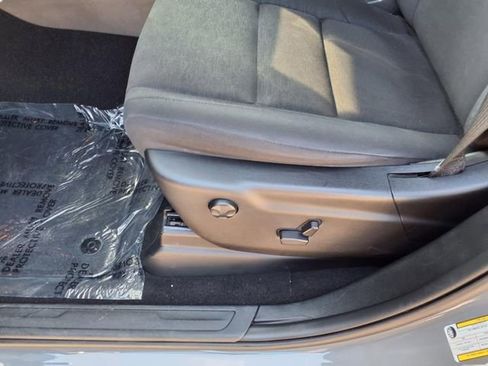 Used 2023 Dodge Durango GT image 18