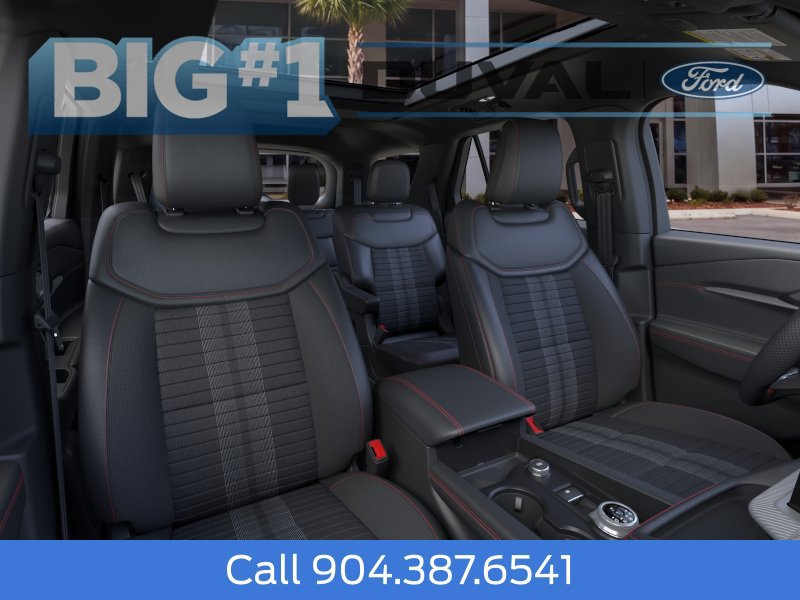 New 2026 Ford Explorer ST-Line w/ ST-Line Street Pack AWD/4WD image 10