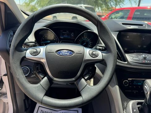 Used 2013 Ford Escape SE FWD image 18