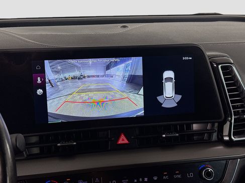 Used 2023 Kia Sportage EX AWD/4WD image 19