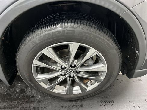 Used 2018 Toyota RAV4 Limited w/ All Weather Liner Package image 8