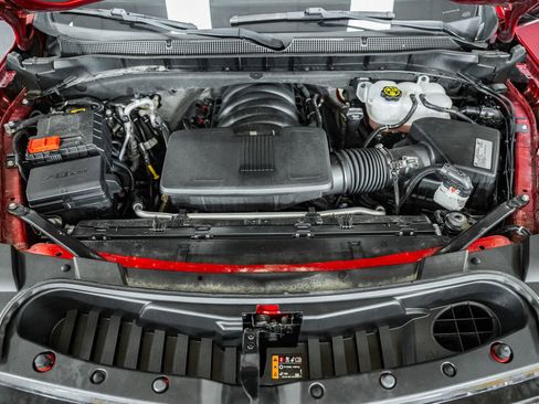 Used 2021 Chevrolet Suburban Z71 image 25