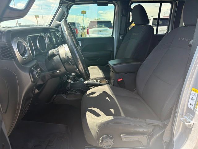 Used 2018 Jeep Wrangler Unlimited Sahara AWD/4WD image 20