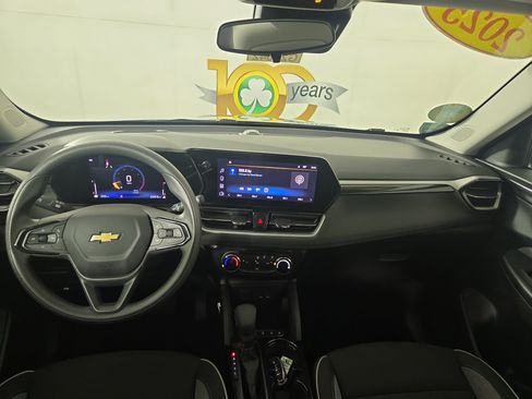 Certified 2025 Chevrolet TrailBlazer LT FWD image 13