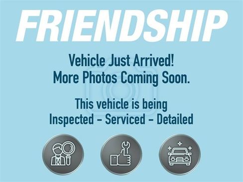 New 2025 Hyundai Elantra SEL image 3