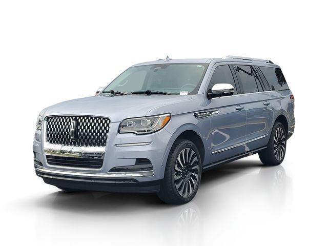 Used 2023 Lincoln Navigator L Black Label AWD/4WD image 3