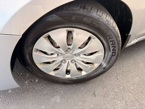 Used 2009 Honda Accord LX image 28