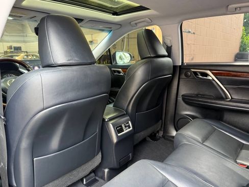 Used 2019 Lexus RX 350L FWD w/ Premium Package image 14