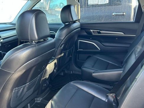 Used 2022 Kia Telluride S AWD/4WD image 6