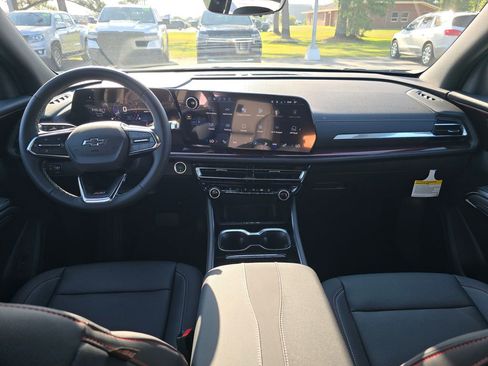 New 2026 Chevrolet Traverse Z71 AWD/4WD image 12