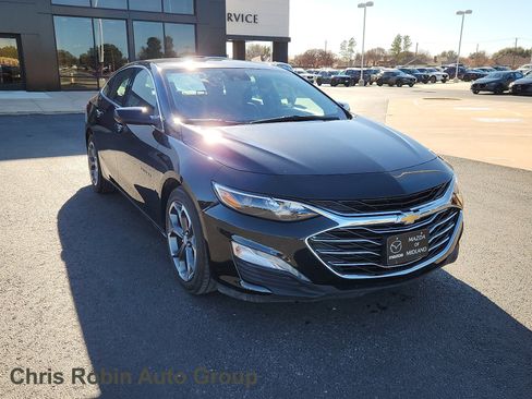 Used 2023 Chevrolet Malibu LT image 1