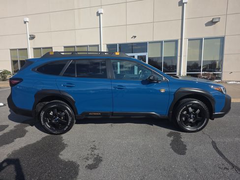 Used 2025 Subaru Outback Wilderness image 4