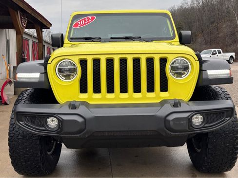 Used 2022 Jeep Wrangler Sport image 6