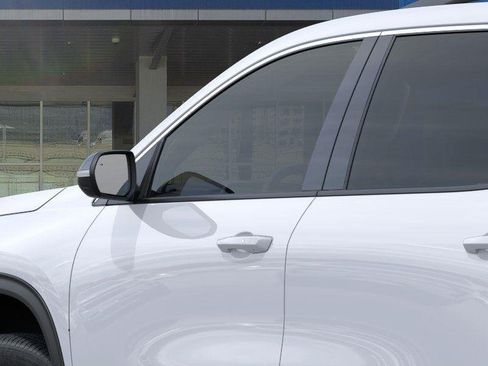 New 2026 Chevrolet Traverse LT FWD image 12