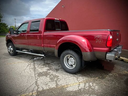 Used 2015 Ford F350 Lariat w/ Lariat Interior Package AWD/4WD image 3