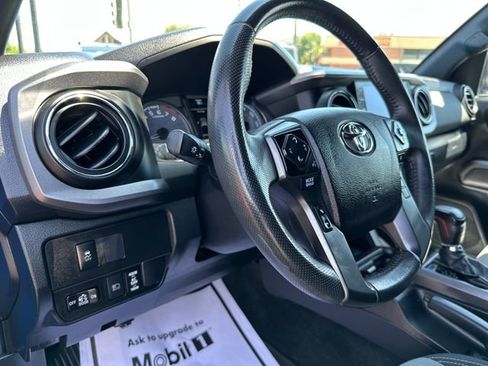 Used 2021 Toyota Tacoma TRD Sport w/ Technology Package RWD image 18