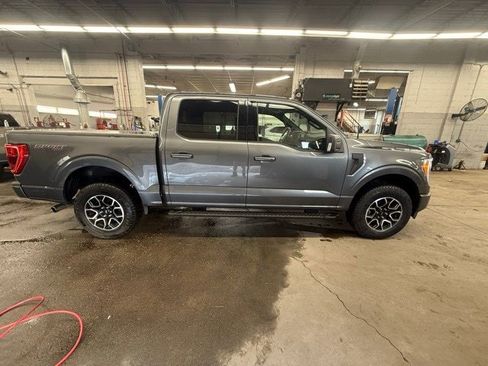 Used 2022 Ford F150 XLT w/ Equipment Group 302A High image 9