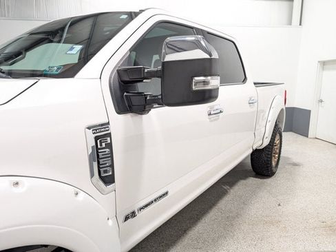 Used 2018 Ford F250 Platinum w/ Platinum Ultimate Package AWD/4WD image 7