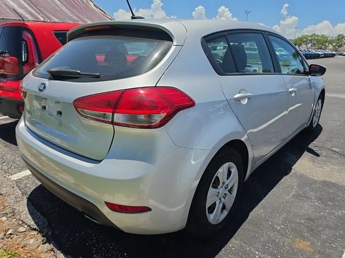 Used 2017 Kia Forte LX FWD image 16