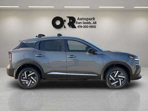 Used 2026 Nissan Kicks SV w/ Cold Weather Package FWD image 6