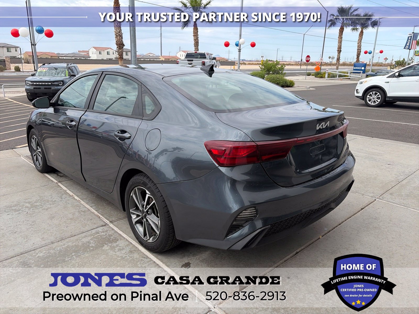 Used 2023 Kia Forte LXS FWD image 3
