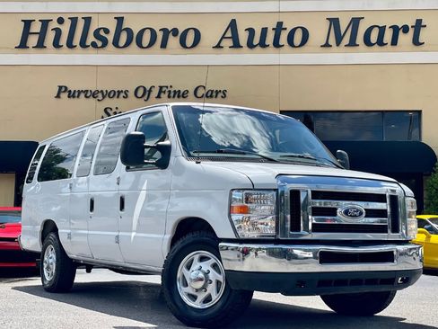 Used 2013 Ford E-350 and Econoline 350 XLT image 1