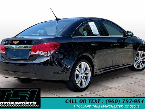 Used 2011 Chevrolet Cruze LTZ FWD image 2