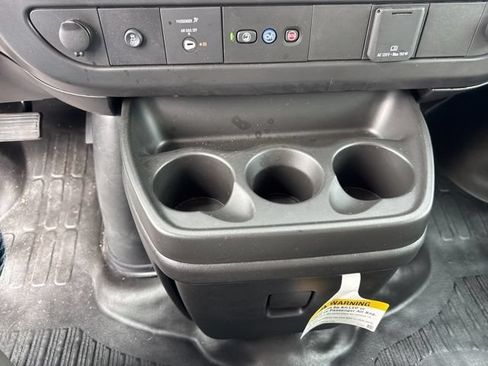 Used 2025 Chevrolet Express 3500 w/ Power Convenience Package RWD image 14