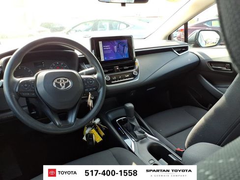 Used 2024 Toyota Corolla LE FWD image 13
