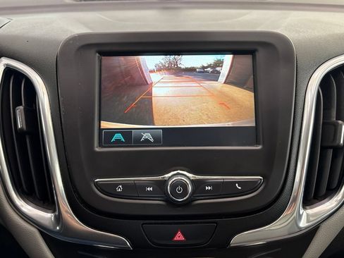 Used 2018 Chevrolet Equinox LT AWD/4WD image 39