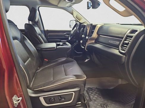 Used 2019 RAM 1500 Laramie AWD/4WD image 16