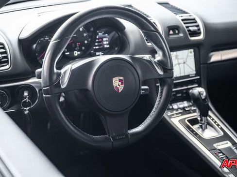 Used 2014 Porsche Cayman image 6