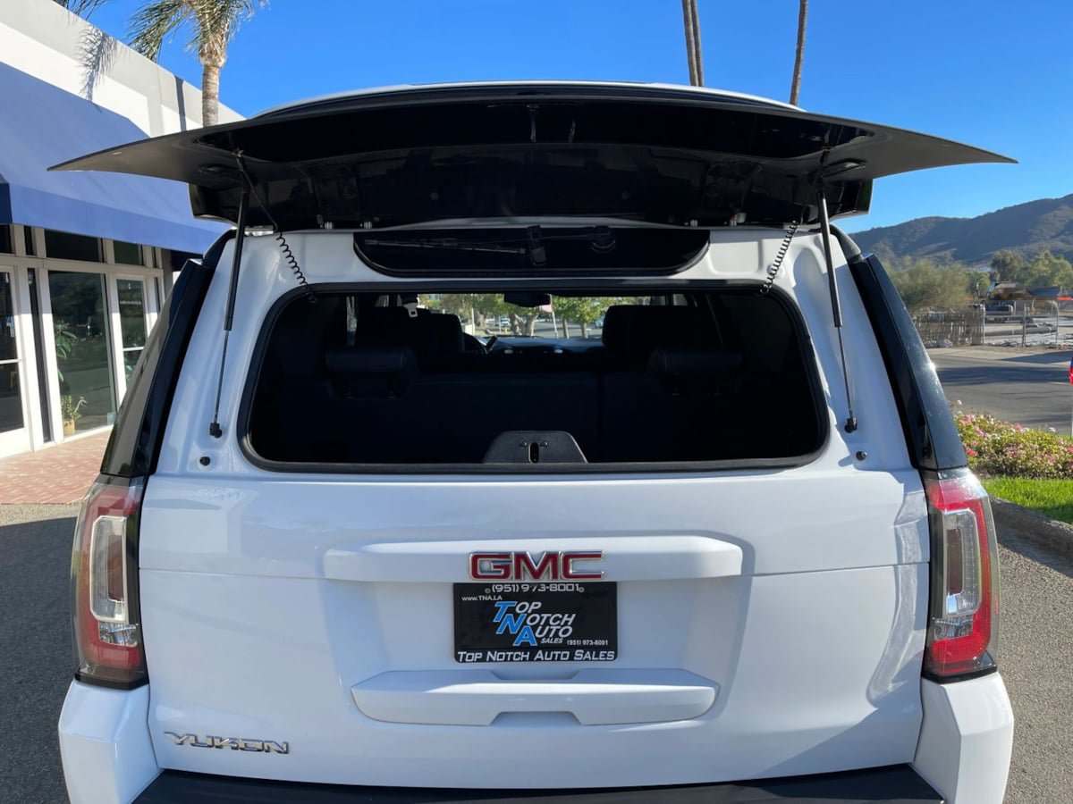 Used 2017 GMC Yukon SLE w/ SLE Value Package AWD/4WD image 11