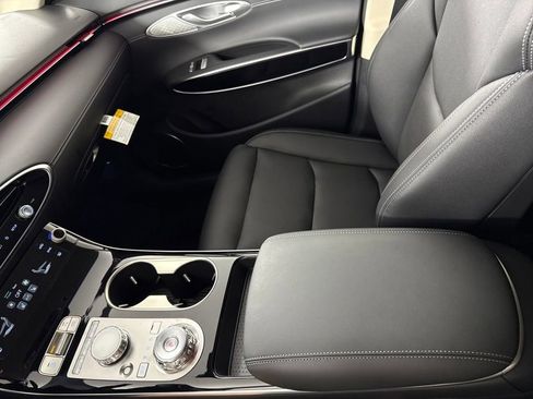 New 2026 Genesis GV70 2.5T AWD/4WD image 21