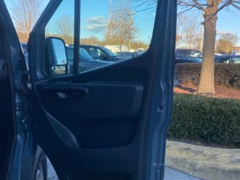 Used 2019 Mercedes-Benz Sprinter 170 image 20