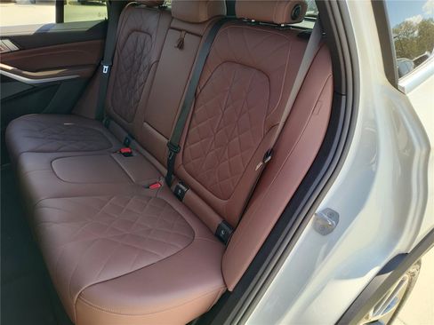 Certified 2025 BMW X5 xDrive40i image 27