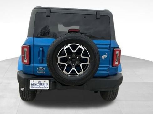 Used 2024 Ford Bronco Outer Banks image 4