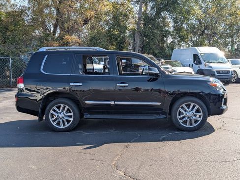 Used 2015 Lexus LX 570 4WD w/ Luxury Package image 5
