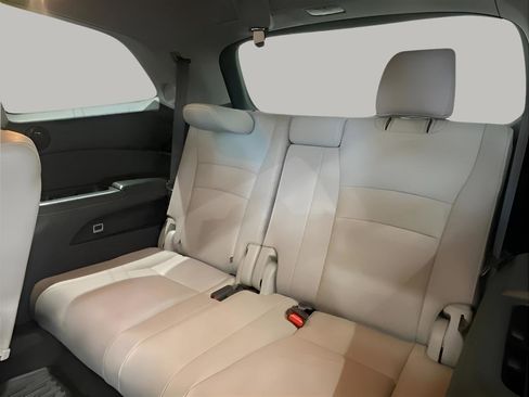 Used 2016 Honda Pilot Elite image 26