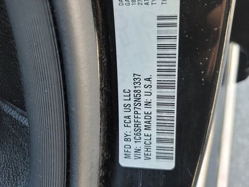 Certified 2025 RAM 1500 Big Horn image 32